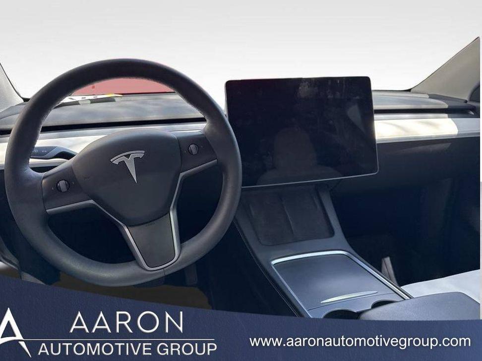 TESLA MODEL Y 2022 7SAYGDEE9NF436593 image